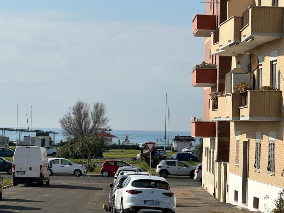 Casa Rostri Διαμέρισμα Λίντο ντι Όστια Εξωτερικό φωτογραφία